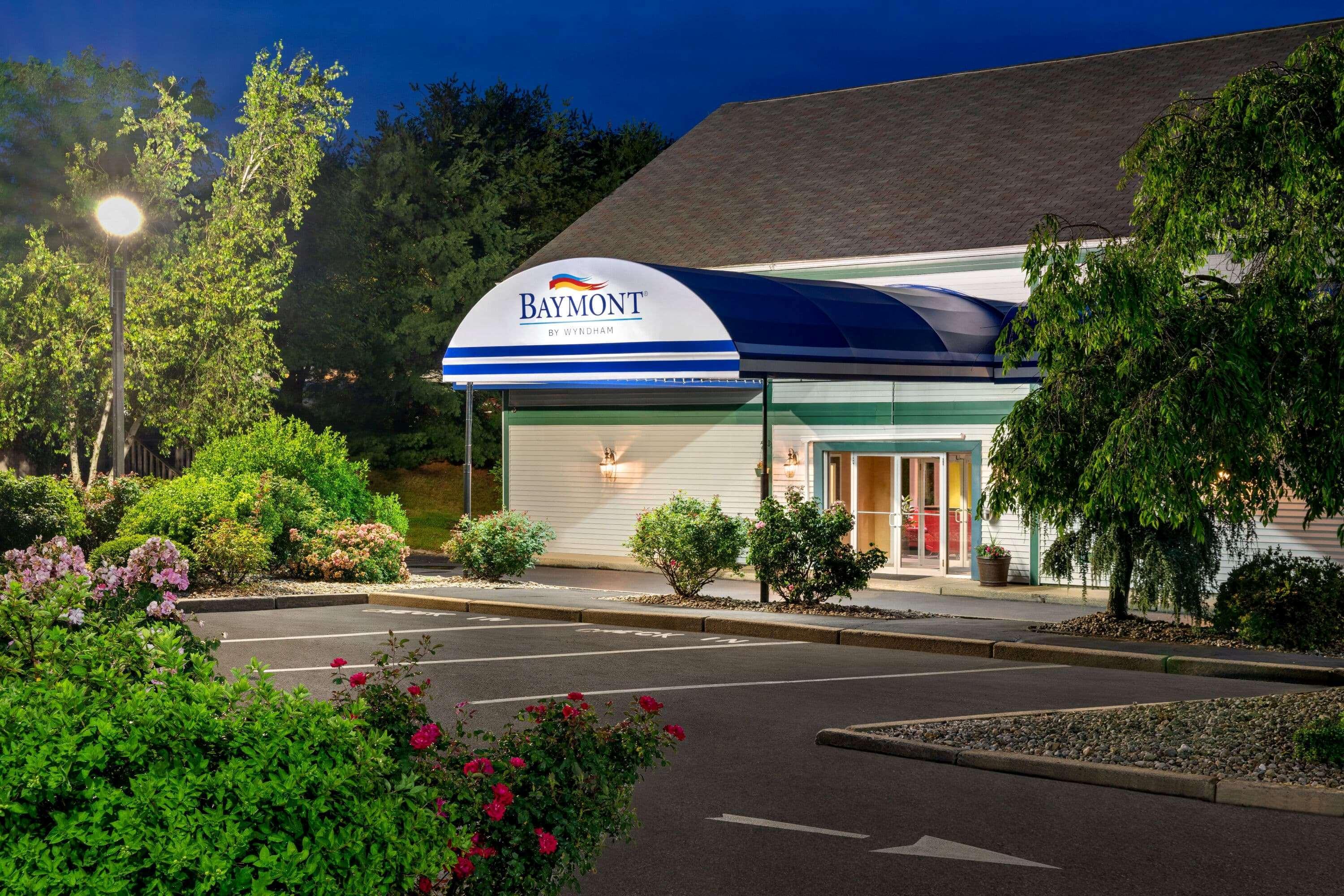 Baymont By Wyndham North Dartmouth Fall River Exterior foto